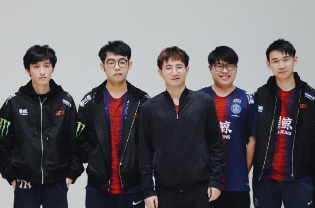 比赛中保持 比赛中保持