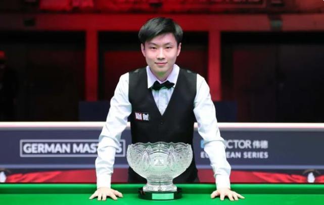 海宁健康第一退出JS杯辛吉斯华沙红土首亮相